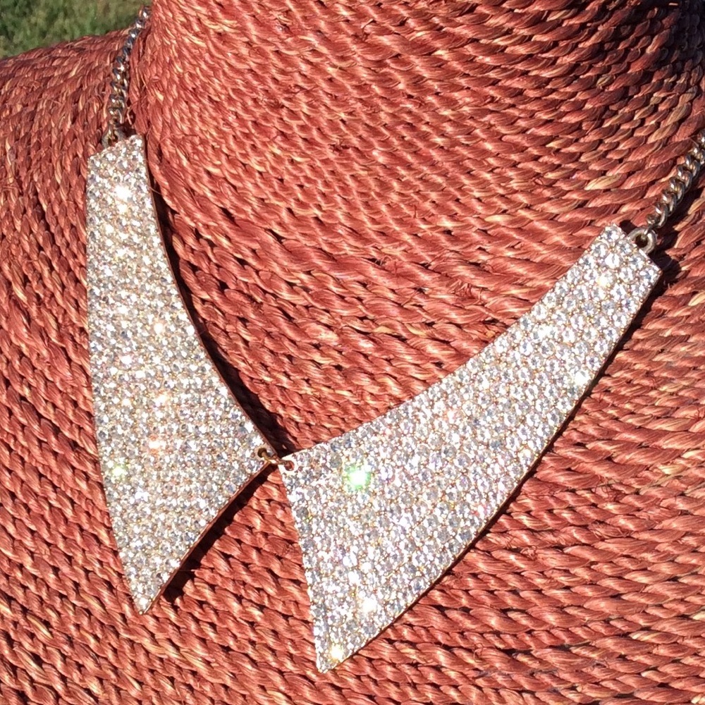 Gorgeous Faux Diamond studded collar necklace